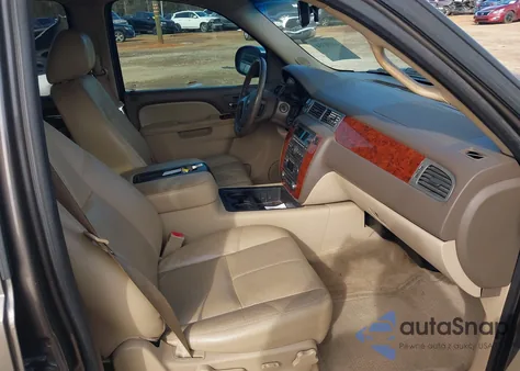 2013 Chevrolet Tahoe Lt из США, поврежденный, VIN 1GNSCBE09DR266016